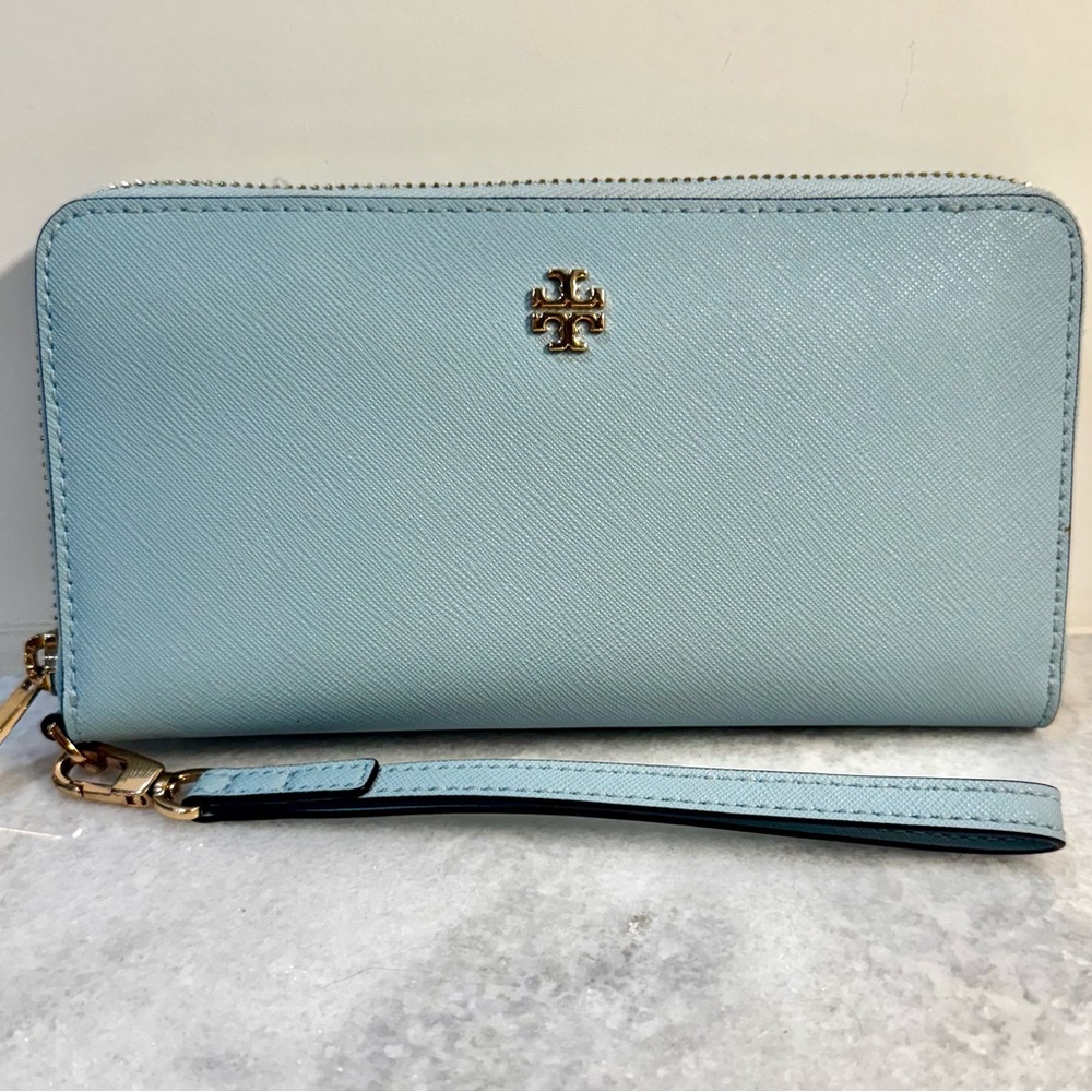 Tory Burch Emerson Wristlet Zip Wallet